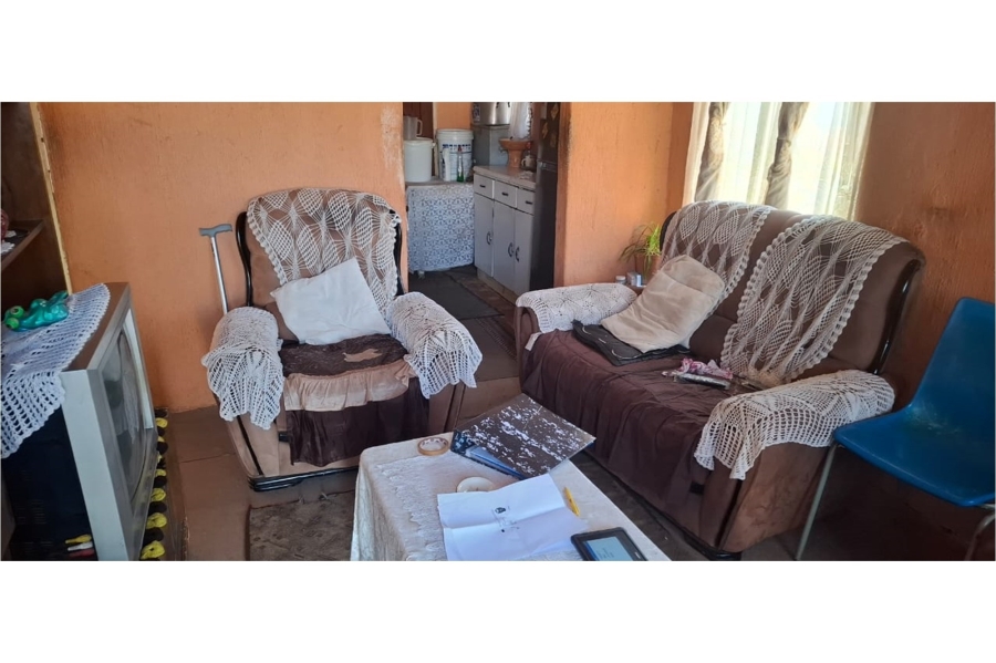 2 Bedroom Property for Sale in Thabong Free State